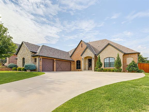 2nd image of 2708 Bison Dr