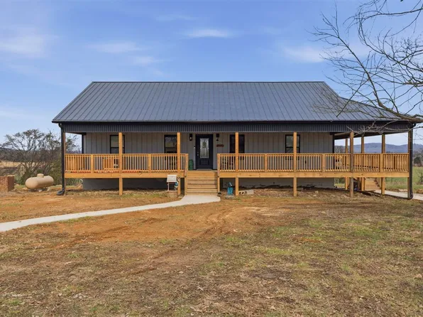 1775 Dimple Rd, Morgantown, KY 42261