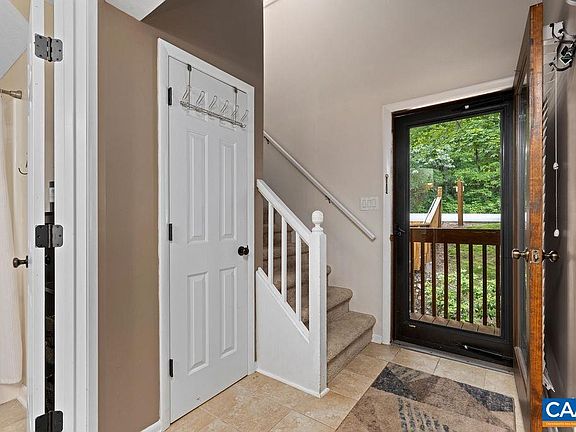 4th image of 775 Laurelwood