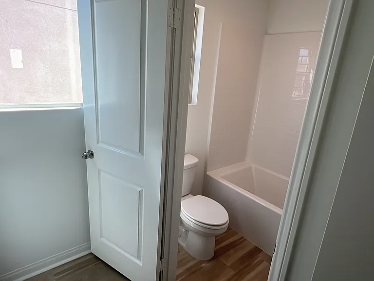 21469 Thomas Ct — Photo 16