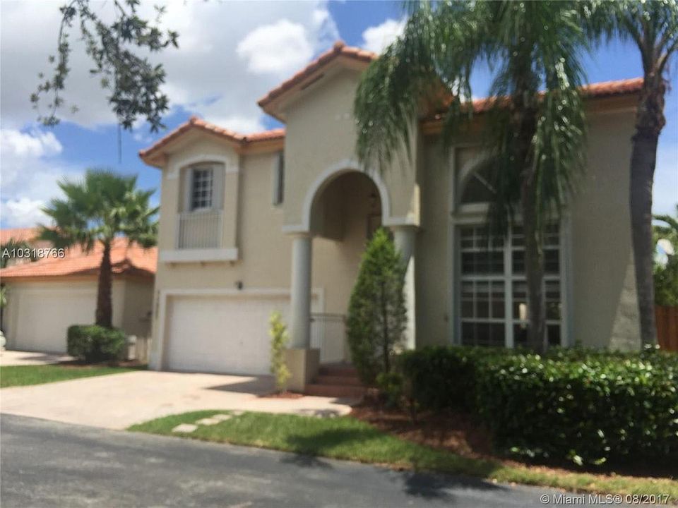 2nd image of 11307 NW 58th Ter #000