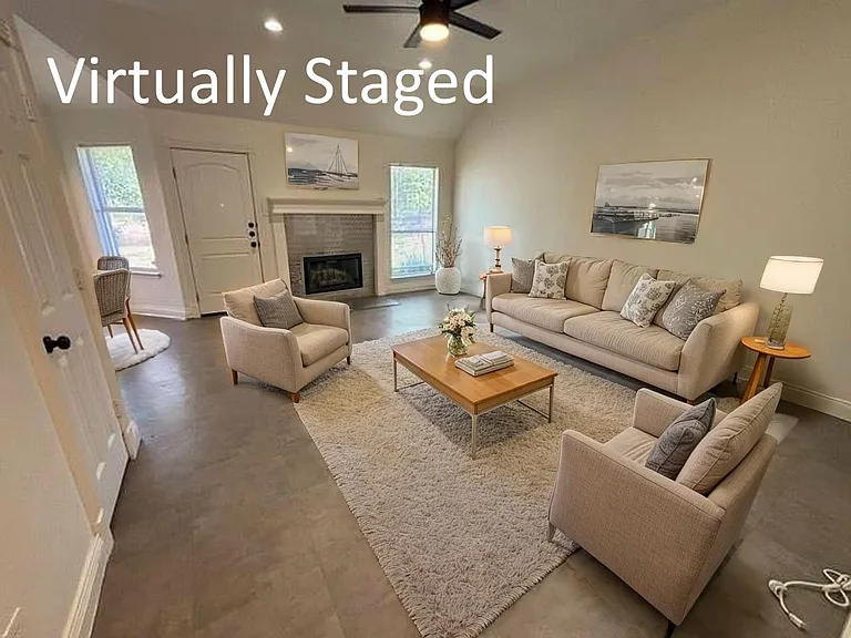 517 Meadowcrest Dr — Photo 2