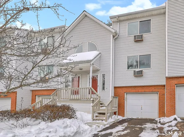 925 Oronoke Road #11D, Waterbury, CT 06708