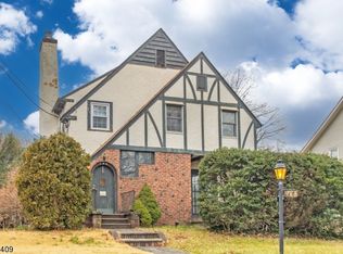 772 Goffle Rd, Hawthorne, NJ 07506