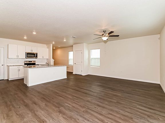 5th image of 4064 Shady Foxtail Ct