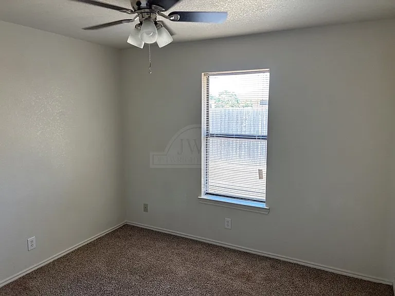 913 McDaniel Circle, Killeen — Photo 13