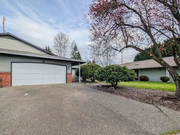 5411 99th Place NE, 5411 99th Pl NE #A, Marysville, WA 98270