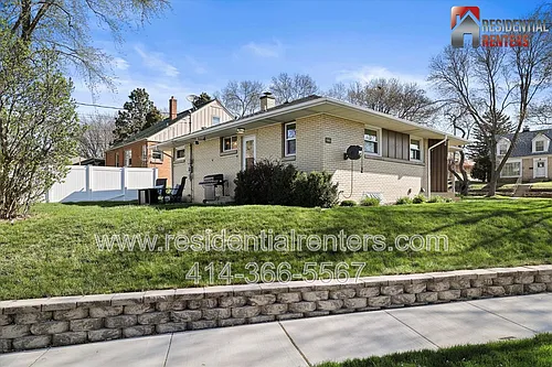 3615 N 87th St Photo 1