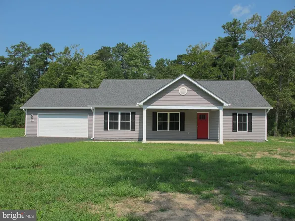 285 Loretta Dr, Colonial Beach, VA 22443