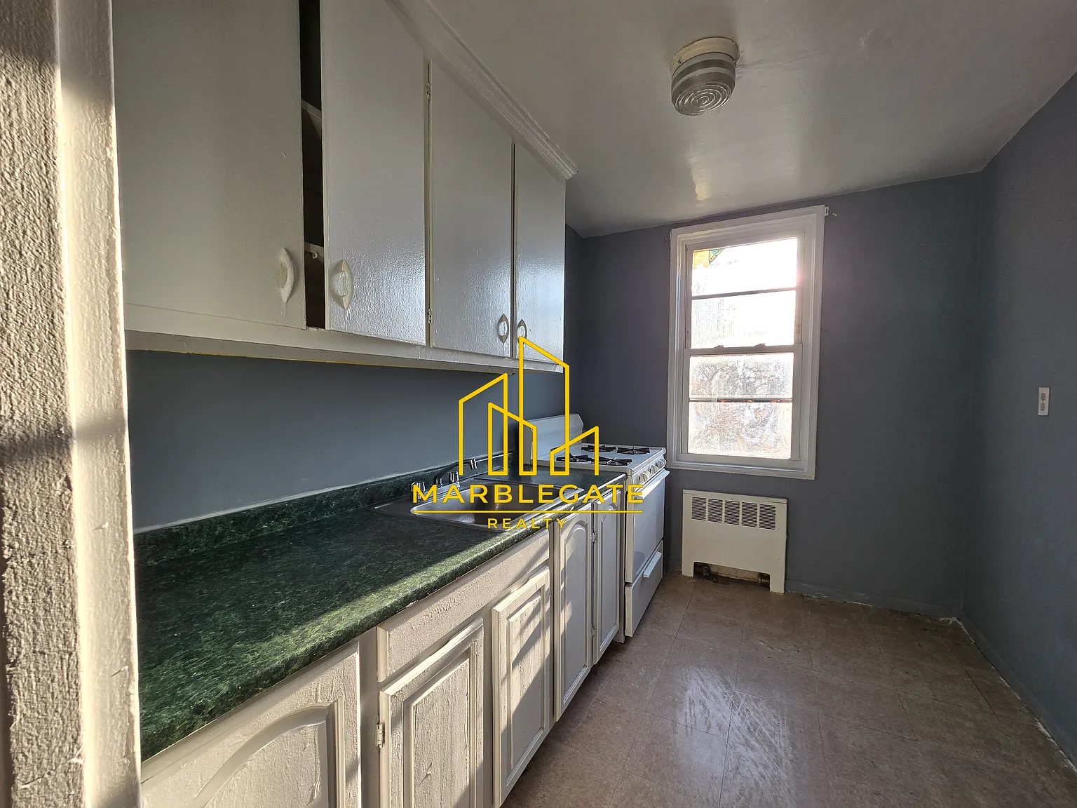 2 bed, $1,795 — Photo 4