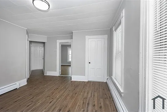 221 Lake Ave — Photo 9