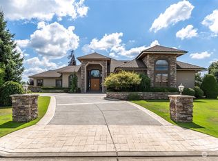 337 Island Green Way, Lynden, WA