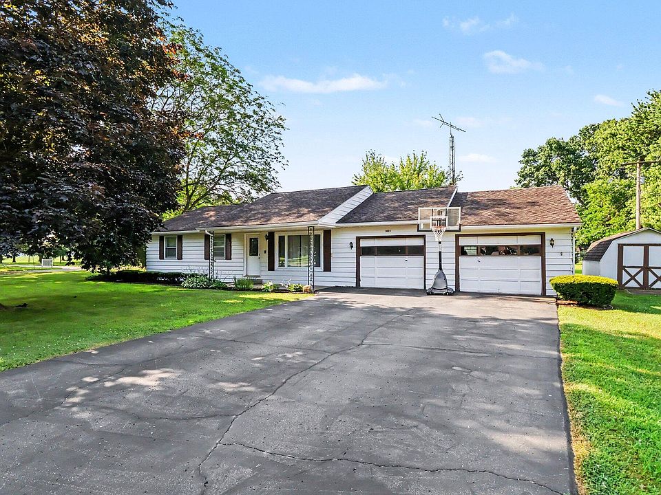 1st image of 1025 Clausen Ave