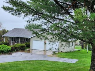 3050 Hillcrest Dr, Wausau, WI 54401