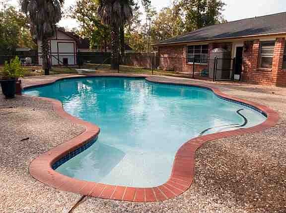 2nd image of 1247 E Pineshadows Dr