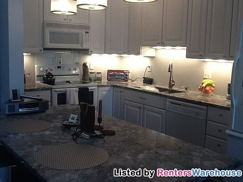 3rd image of 6640 Lyndale Ave S APT 306