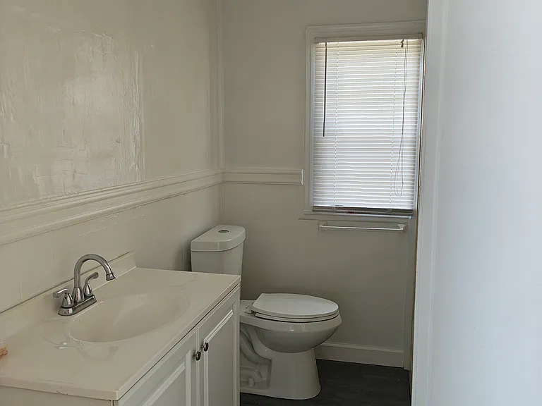N Lake Shipp Dr SW — Photo 8