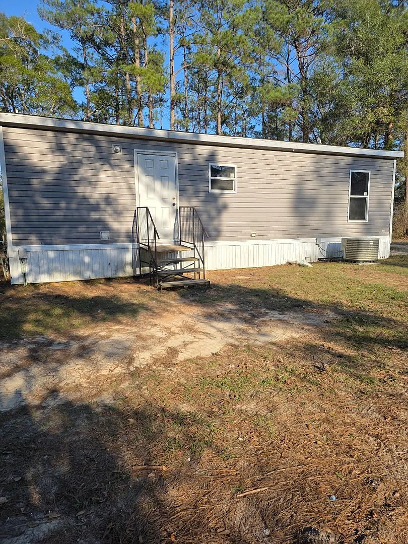 Building Photo - 1288 Cardinal Ln
