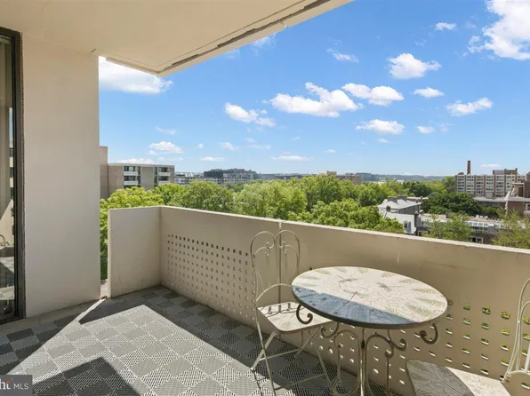 1245 4th St SW APT E707, Washington, DC 20024