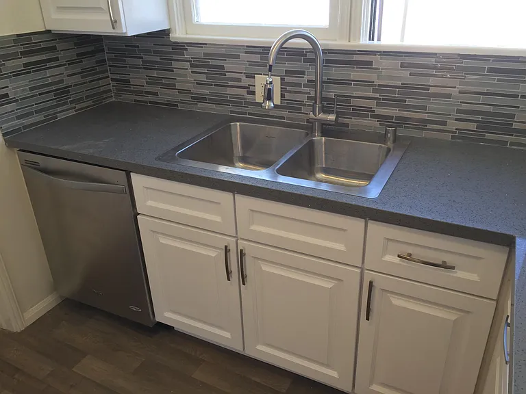 626 Midvale Ave #4 — Photo 6