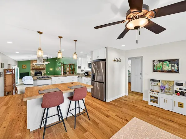 4557 Toni Ln, La Mesa, CA 91942