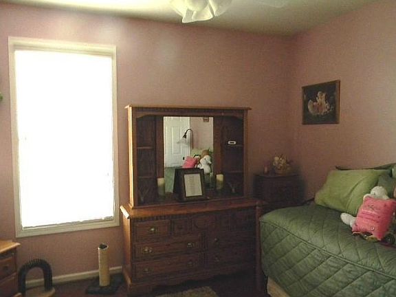 4th image of 519 Pioneer Ln #171