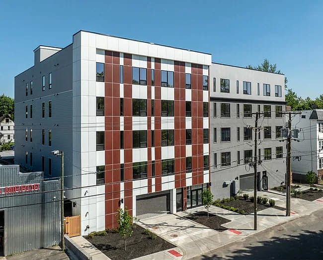 1st image of 130 Ellis Ave #404D
