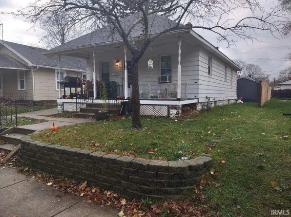 1209 N Adams St, South Bend, IN 46628