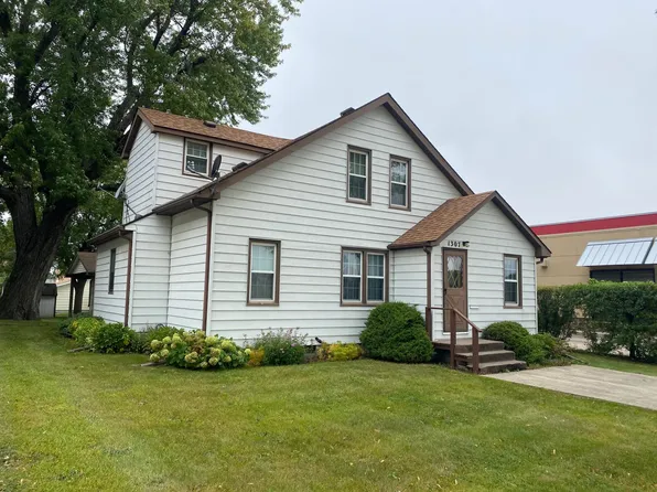 1307 Humiston Ave, Worthington, MN 56187