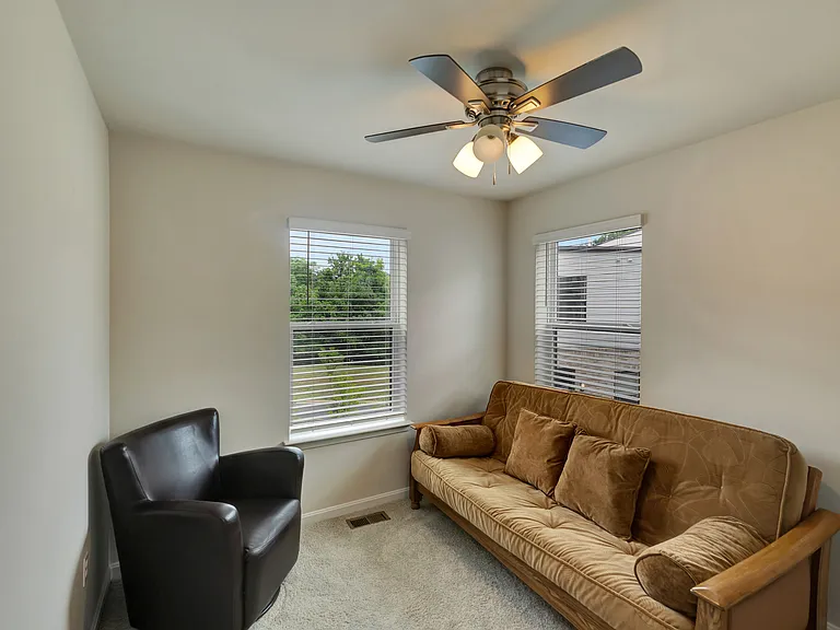 4331 Laplata Ave — Photo 12
