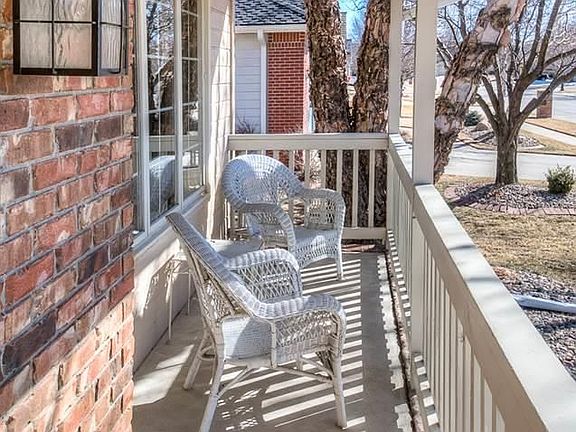 5th image of 2660 Park Place Dr