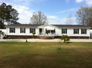 1432 Winding Pond Rd, Manning, SC 29102