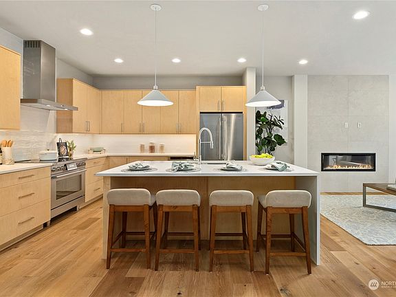 3rd image of 9224 124th Avenue NE