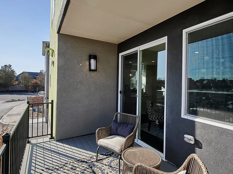 Creekline Townhomes — Photo 73