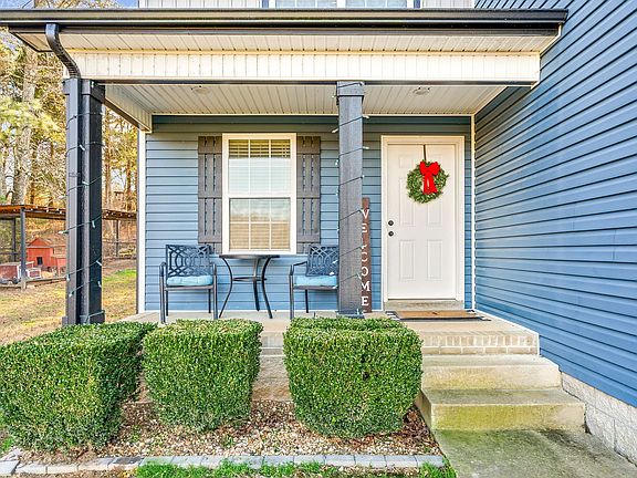 4th image of 552 Louise Creek Rd