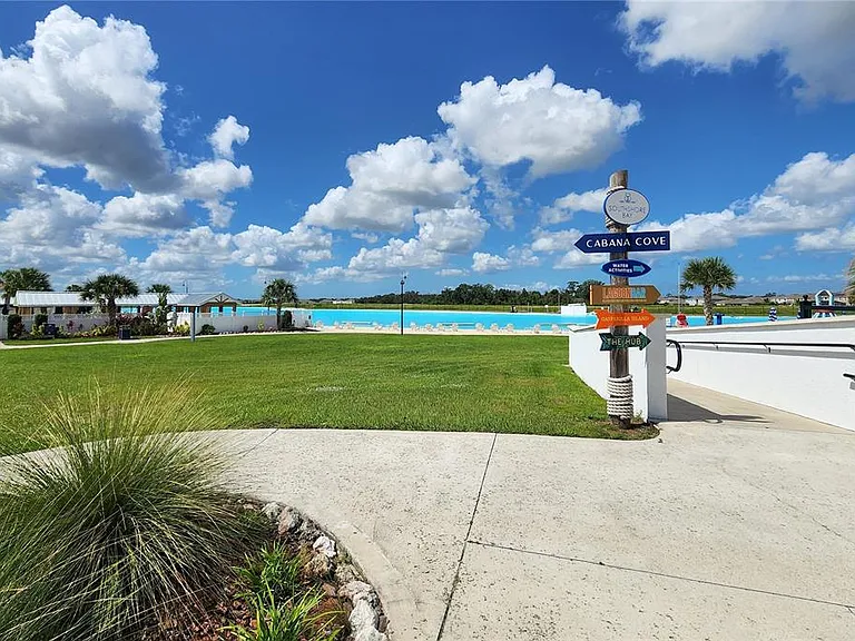 16701 Maude Dr — Photo 48