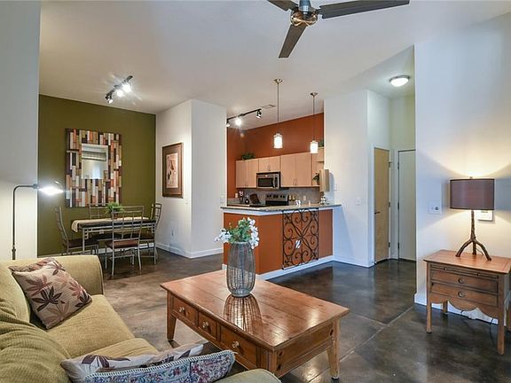 2nd image of 201 W Lancaster Ave Unit 413