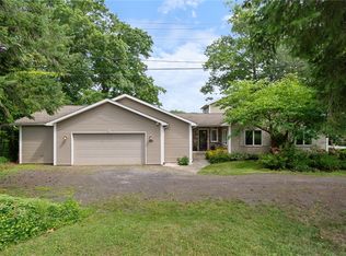 6441 Bonnie Castle Rd, Wolcott, NY 14590