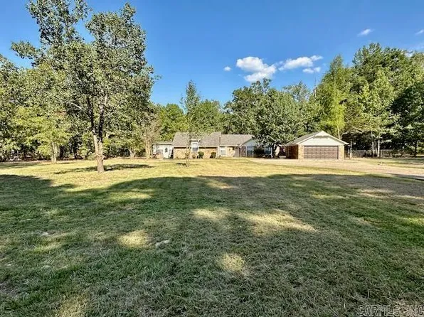 2501 Deerwood Dr, Hensley, AR 72065