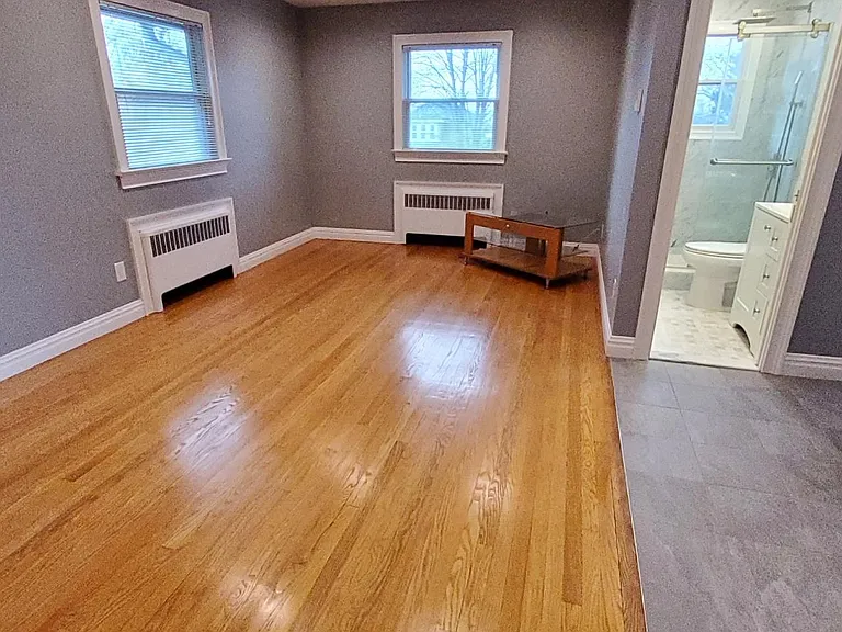 717 John St #2 — Photo 6