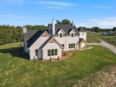 172 Rain Dance Trl, Decatur, TX, 76234