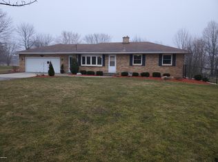 9374 Hanna Lake Ave SE, Caledonia, MI