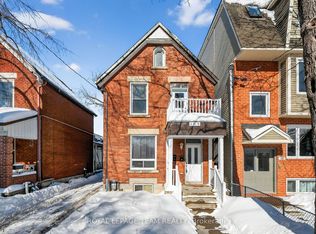 169 Florence St #2, Ottawa, ON K1R 5N3