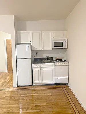 Rented by AJ Clarke | media 12