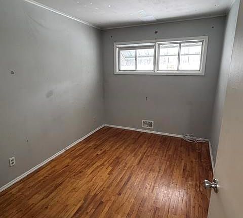 5th image of 11 Foley Place