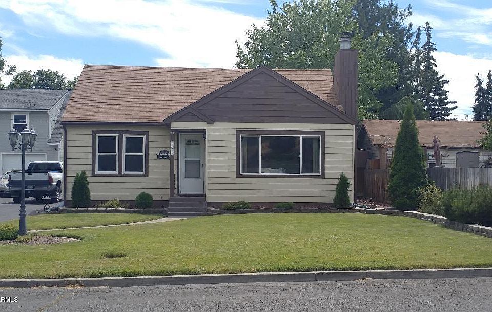1st image of 208 W Bartlett Ave