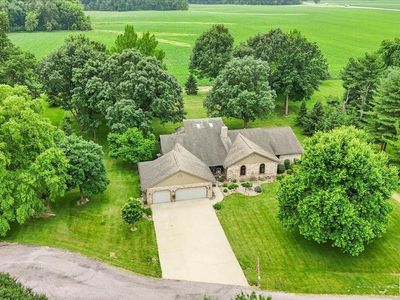 9 Wind Fall Ln, Cantrall, IL, 62625
