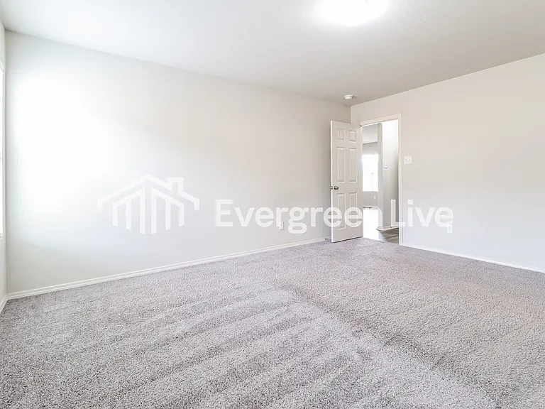 17 Dobbin Dr — Photo 14
