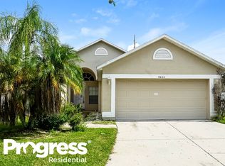 8406 Carriage Pointe Dr, Gibsonton, FL 33534