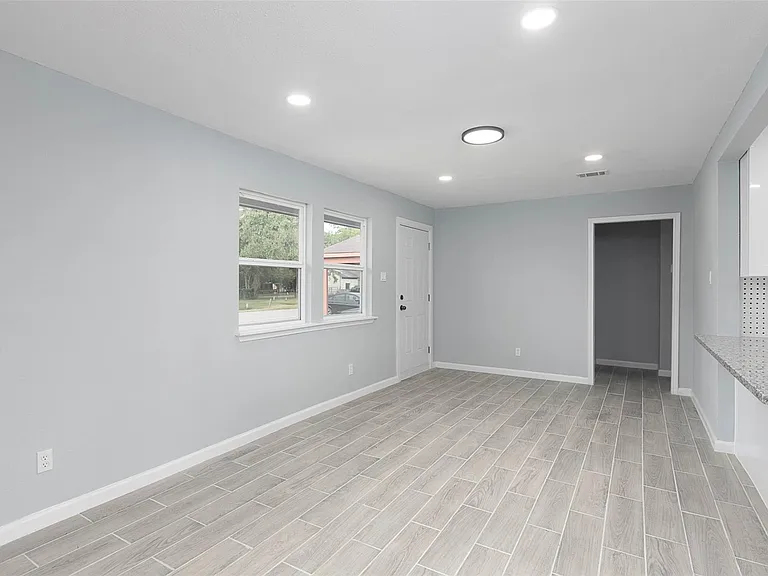 3205 Stallings Dr — Photo 19